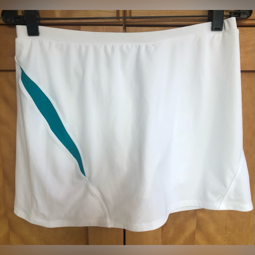 PRINCE Tennis Skirt/ Skort- White & Blue Teal- Medium - Picture 3 of 11